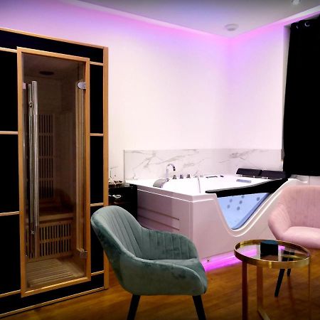 Le Venus - Appartement Spa Privatif Balneo Sauna Dijon Bagian luar foto