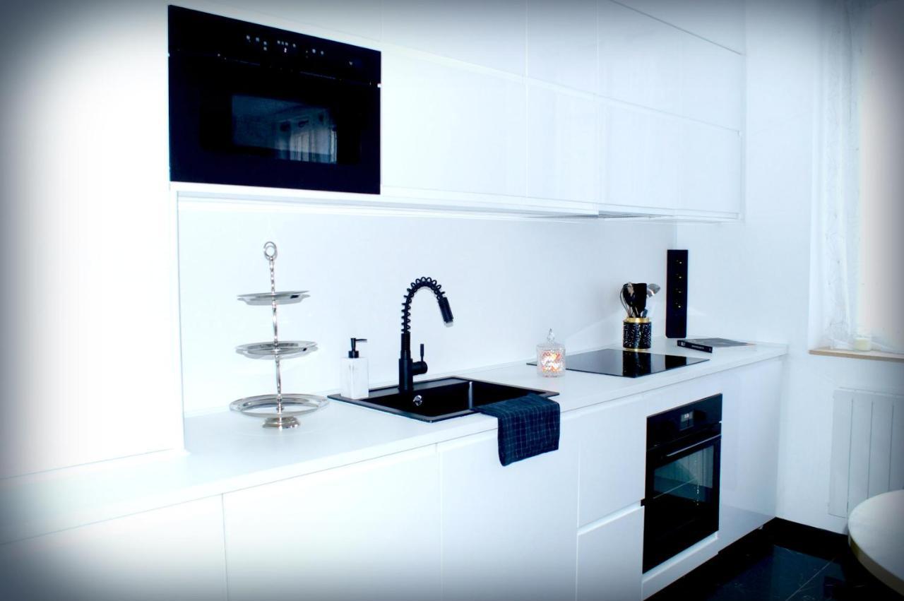 Le Venus - Appartement Spa Privatif Balneo Sauna Dijon Bagian luar foto